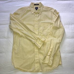 Gap Men’s Classic Fit Woven